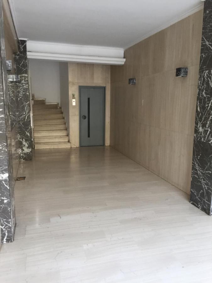 Cosy In Glyfada Center Apartment *