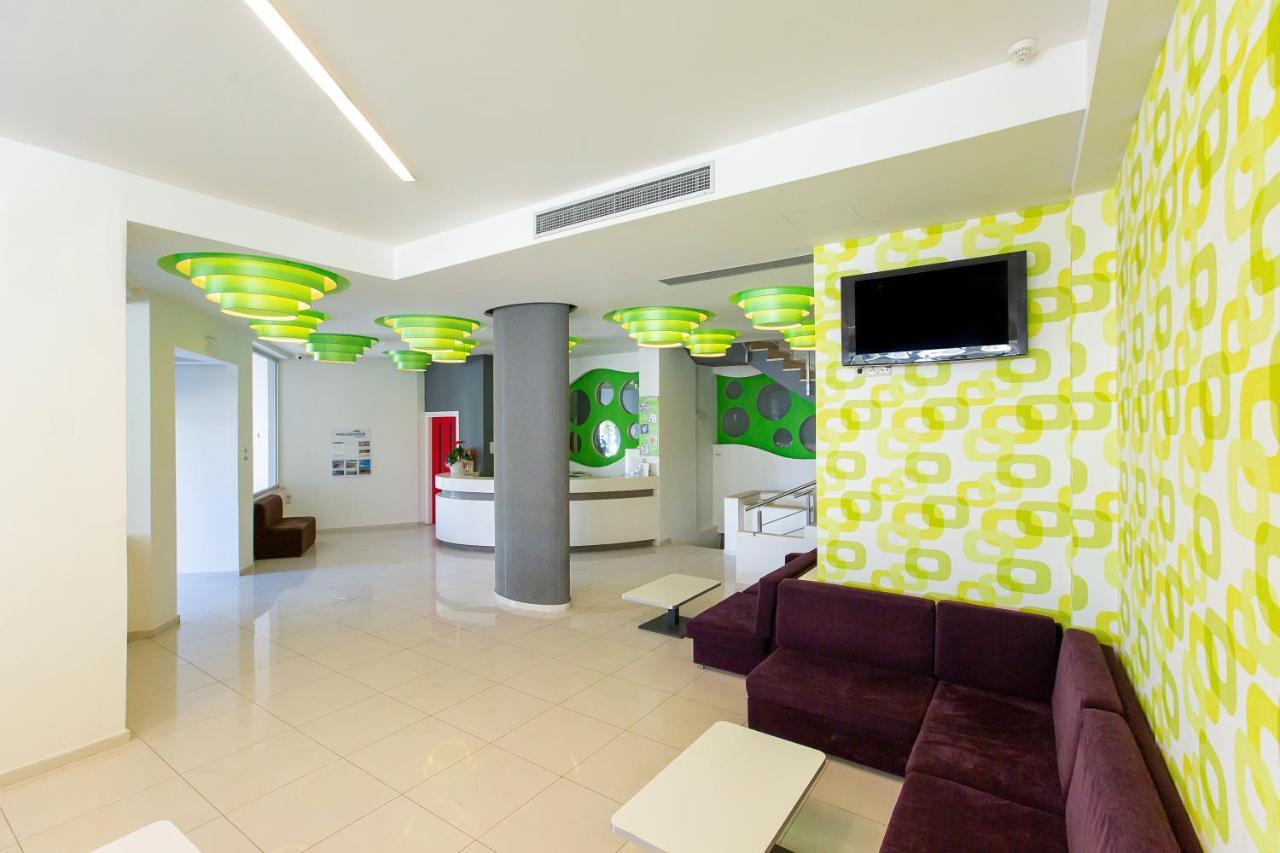 Hermes Apartment *