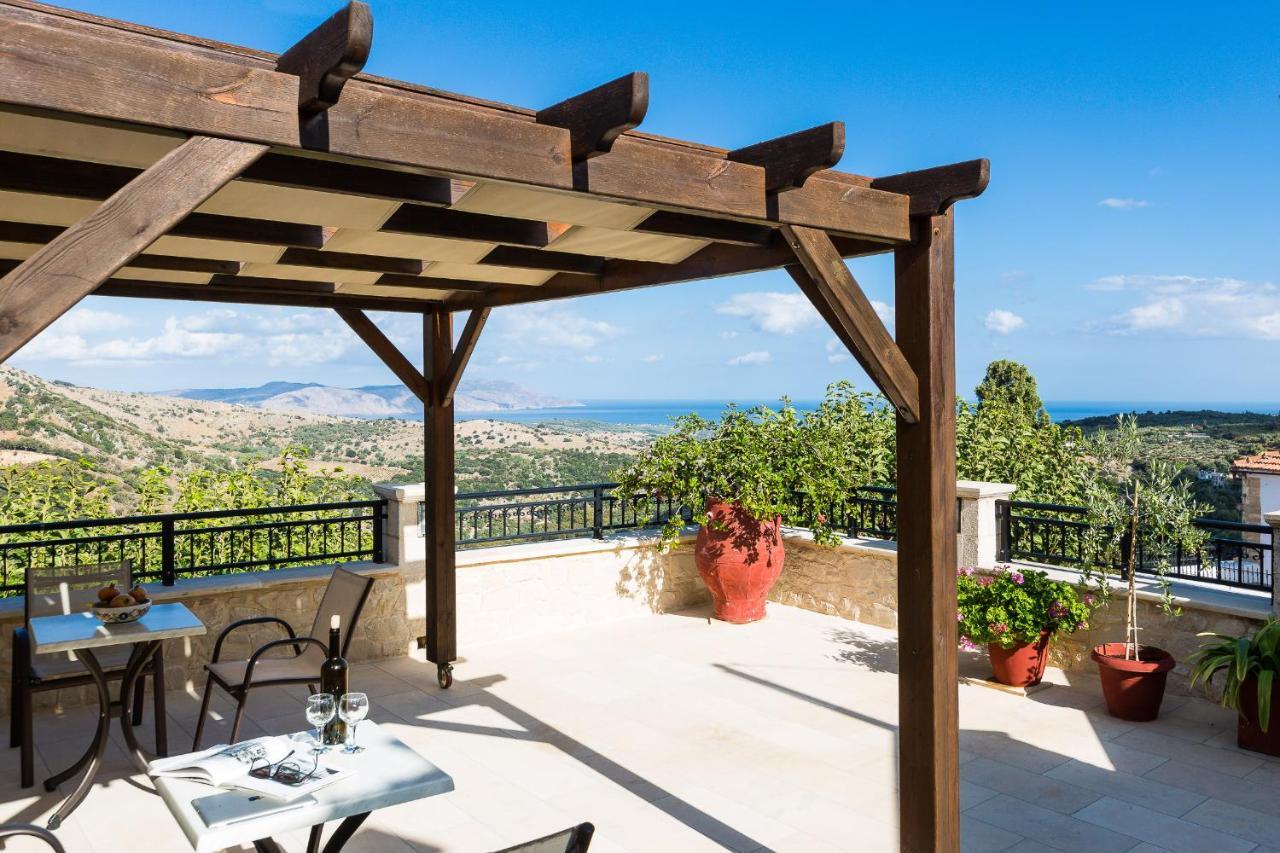 Enastron Country house