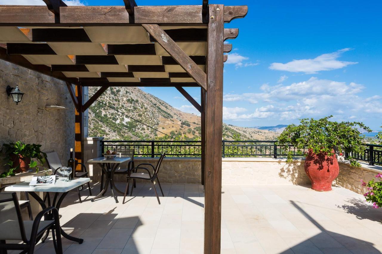 Enastron Country house