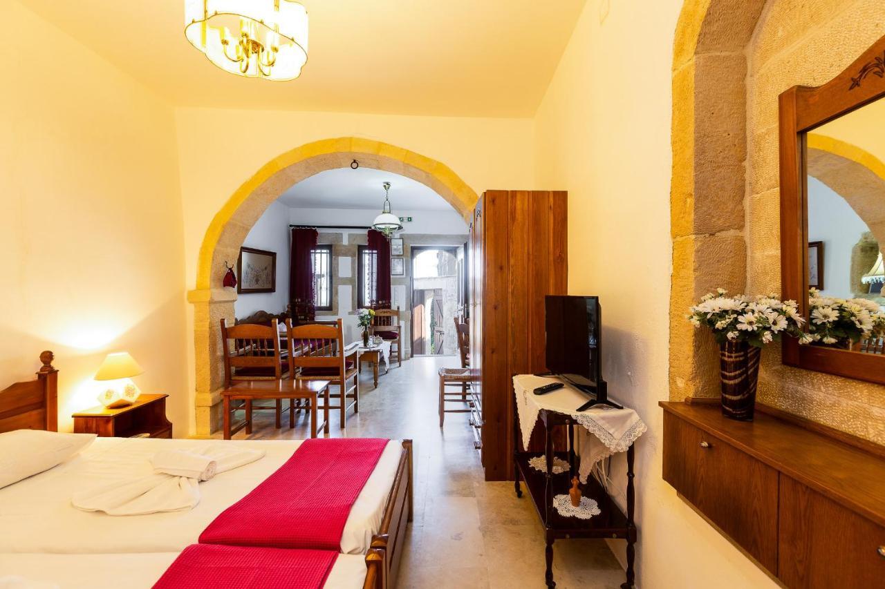 Enastron Rethymno (Crete)