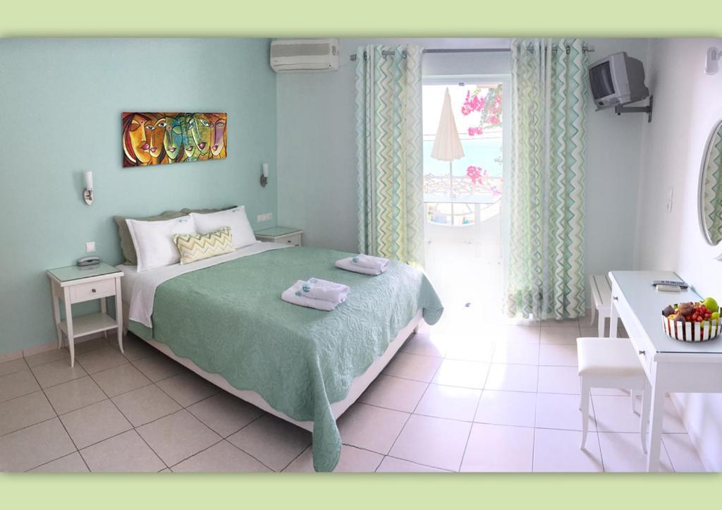 Haris And Aparthotel Paralia Vrachou