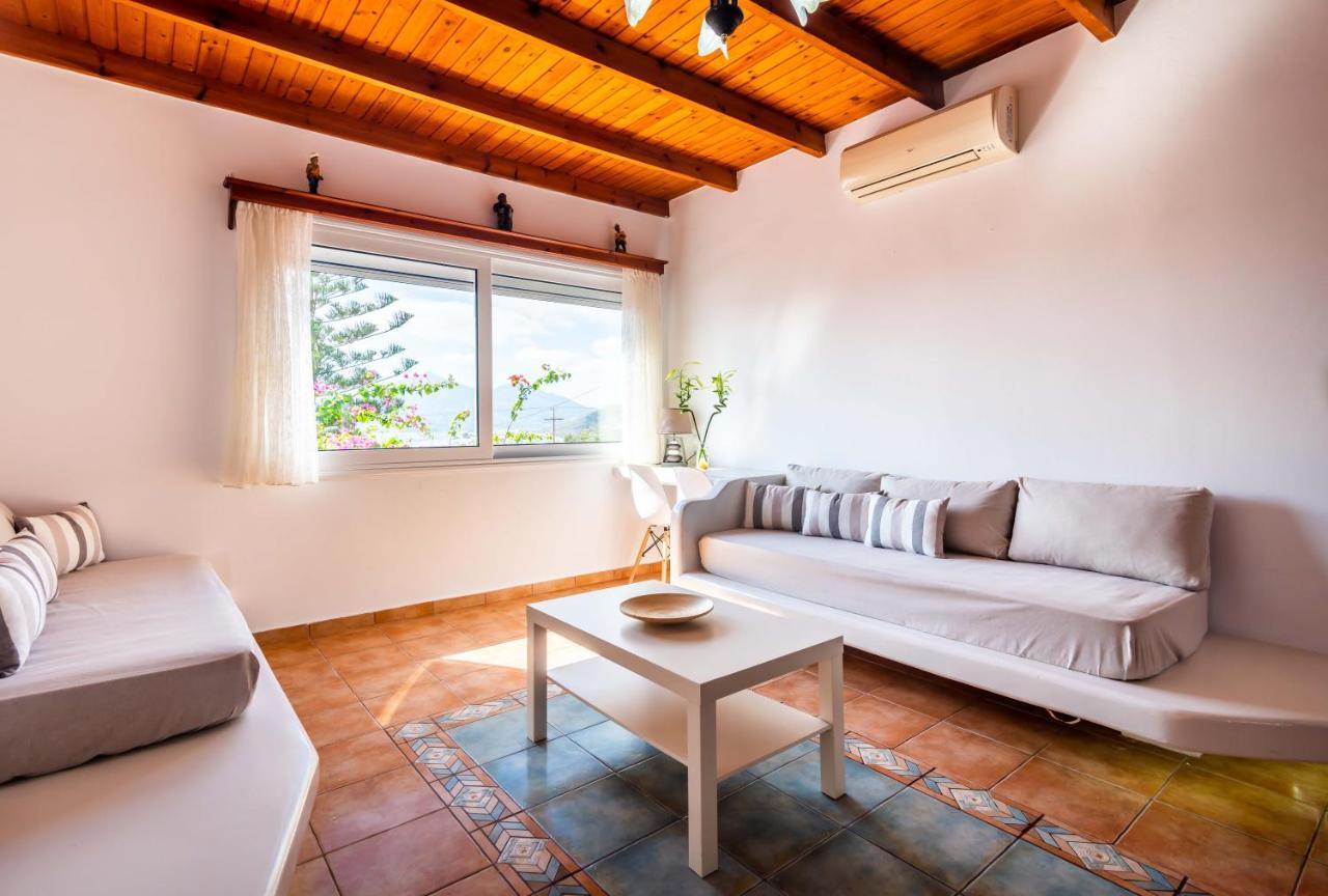 Orizontes Boutique Studios Apartment