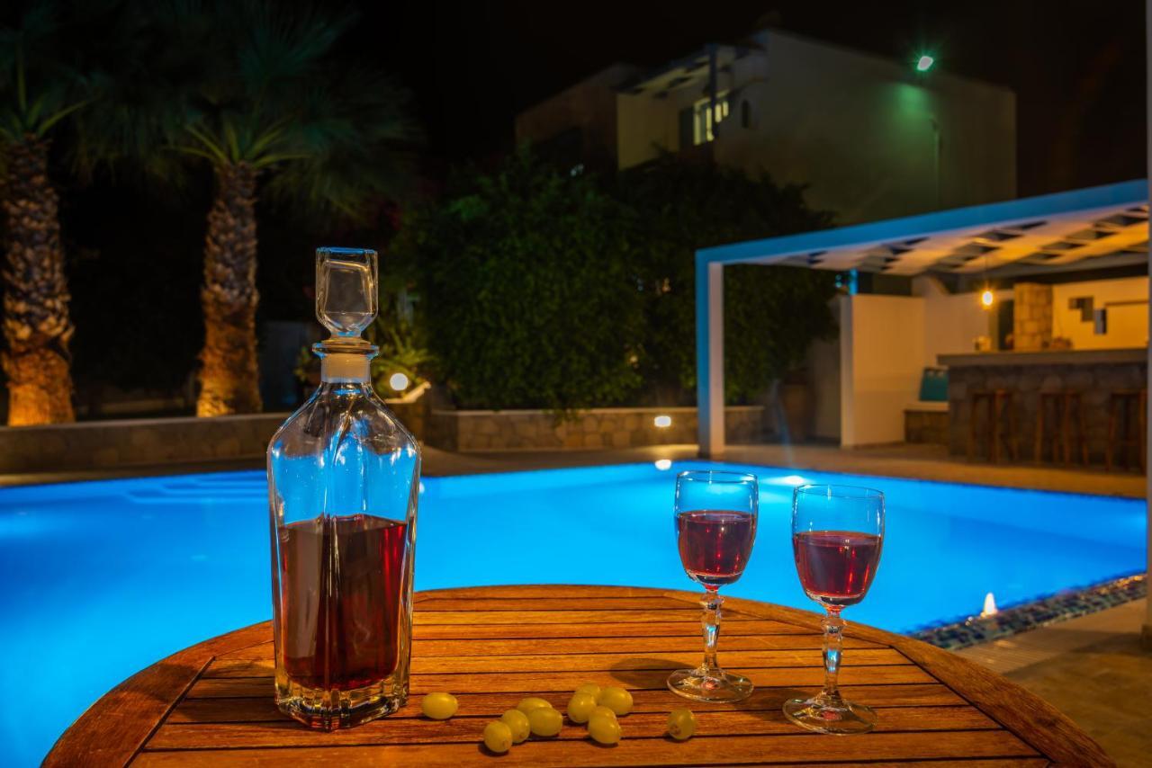 Orizontes Boutique Studios Apartment Adamantas (Milos)