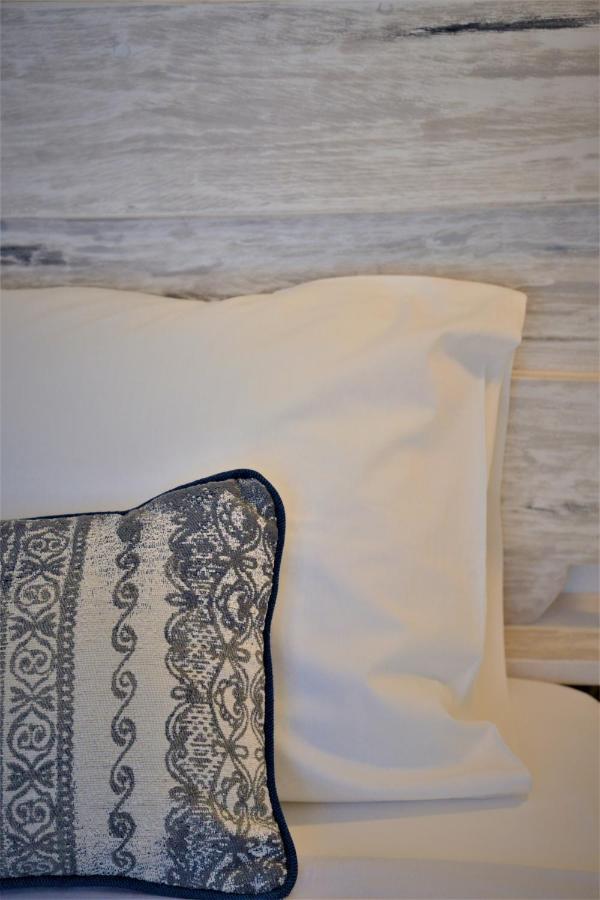 Dioni Lux Guest house Pachaina