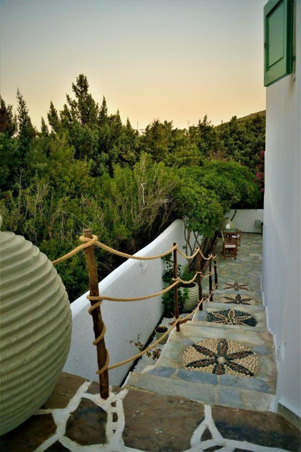 Dioni Lux Guest house Pachaina