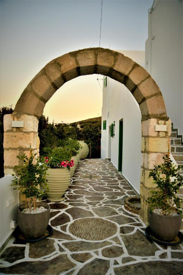 Dioni Lux