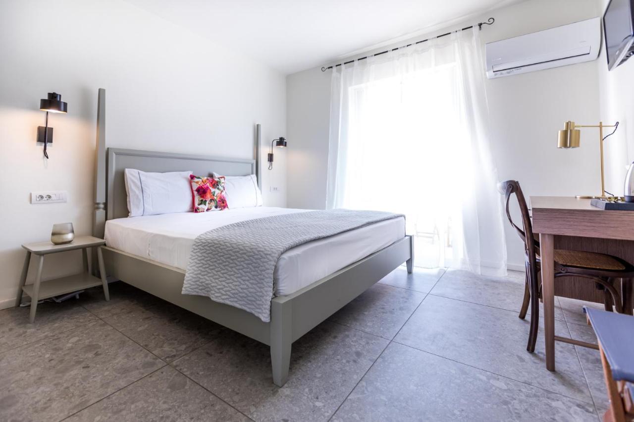 Lemon Tree House Aparthotel