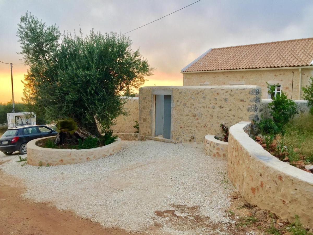 Villa Fiscardo Luxury Stone Alex ,with Sunset View! *