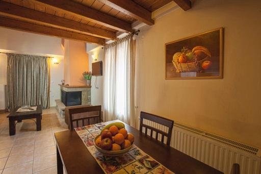 Odos Oneiron Apartment Arachova