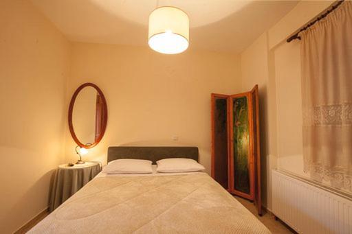 Odos Oneiron * Arachova