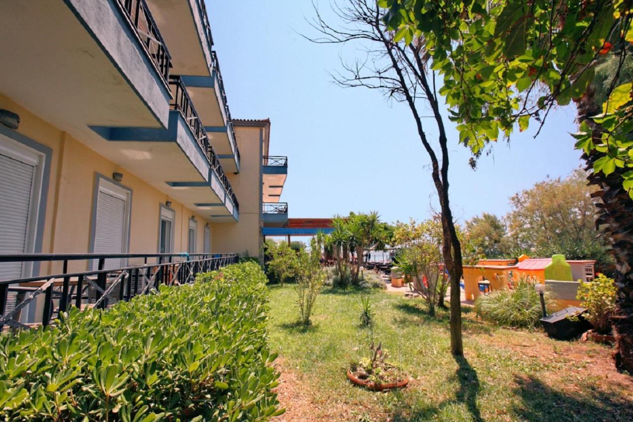 Pebble Aparthotel Plomari