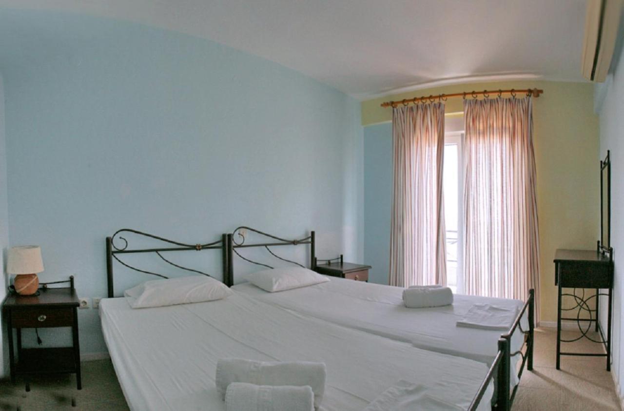 Aparthotel Pebble Plomari