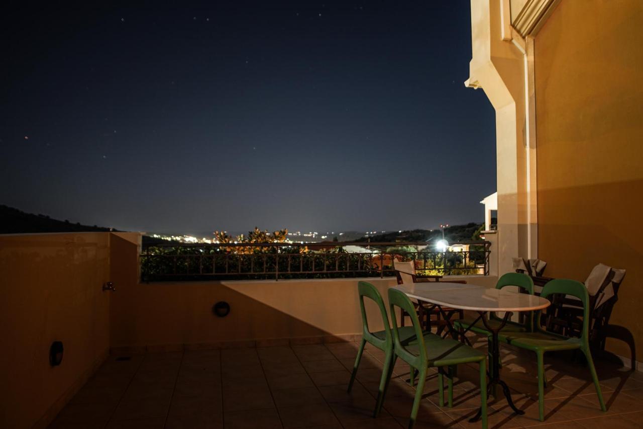 Kefalos Villas *