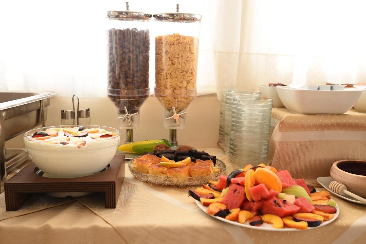 Viaros Aparthotel 3*