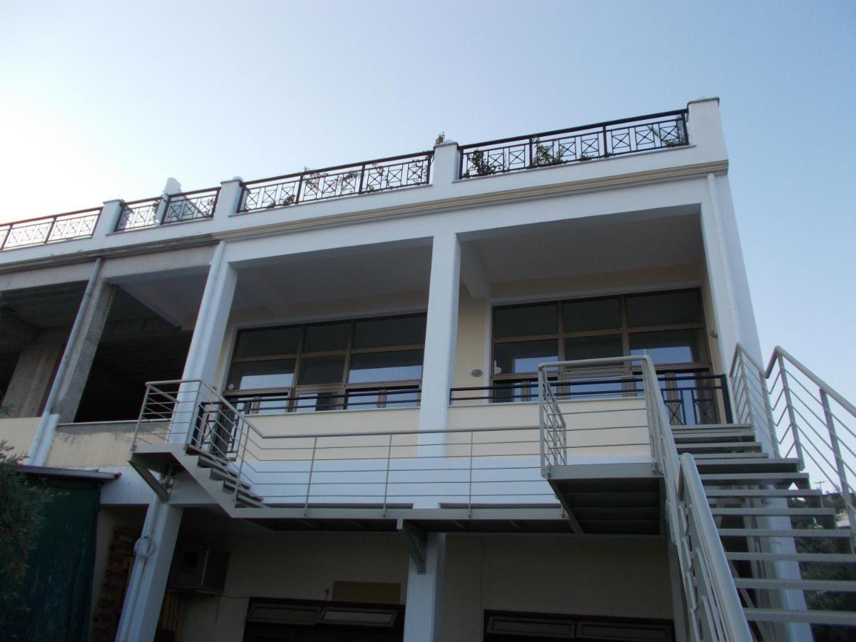 Rhodon House Apartment