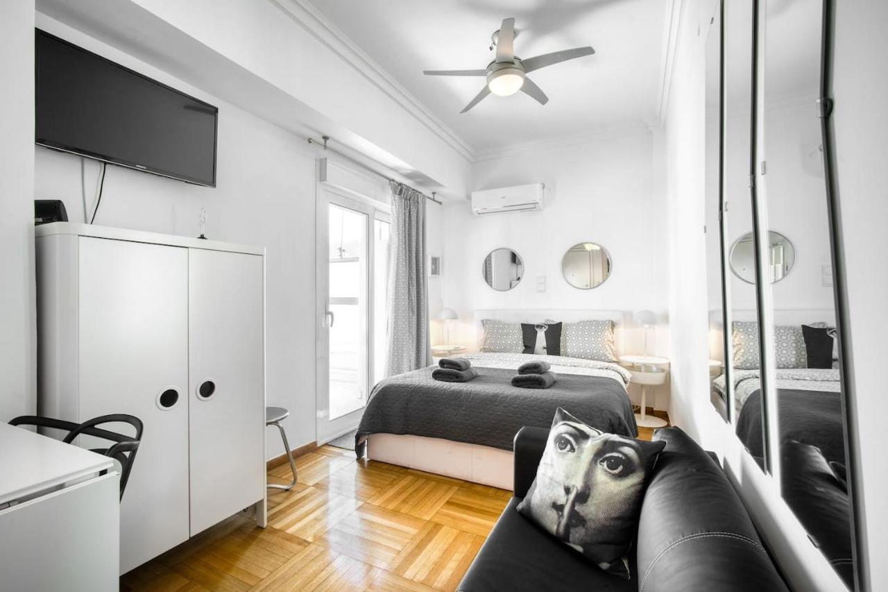 The Cactus With Large Sunny Balcony Apartment