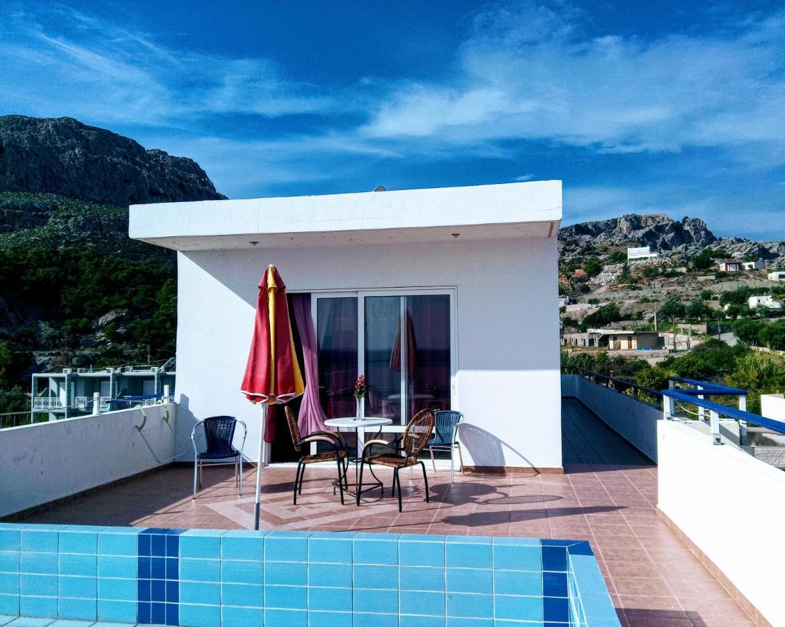Saint Konstantin Aparthotel Stegna