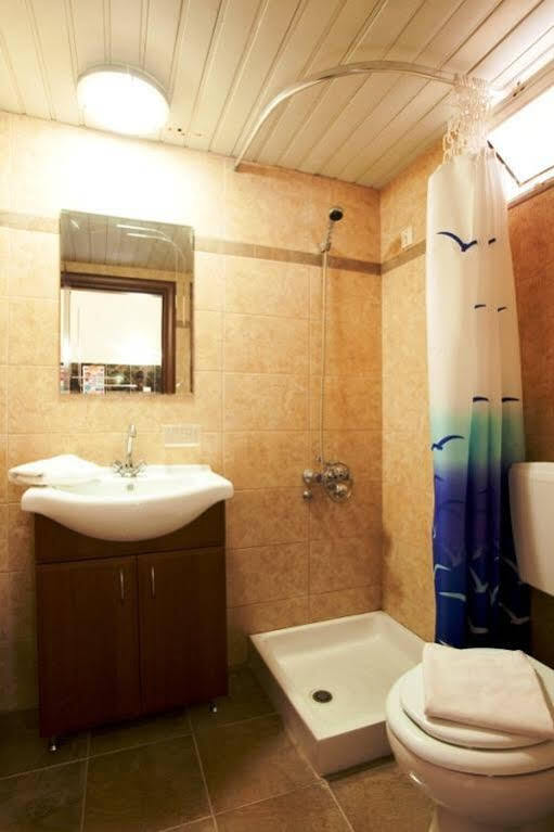 Aparthotel Billy's 3*
