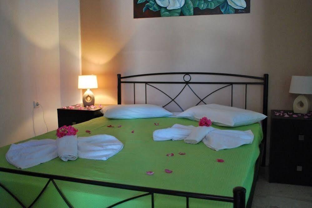 Koula Aparthotel