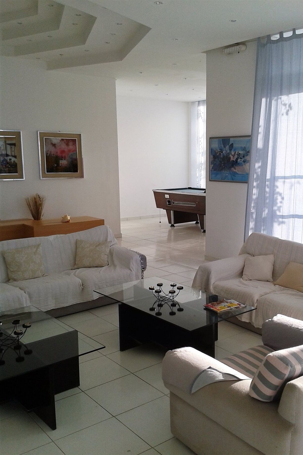 Iris Hotel