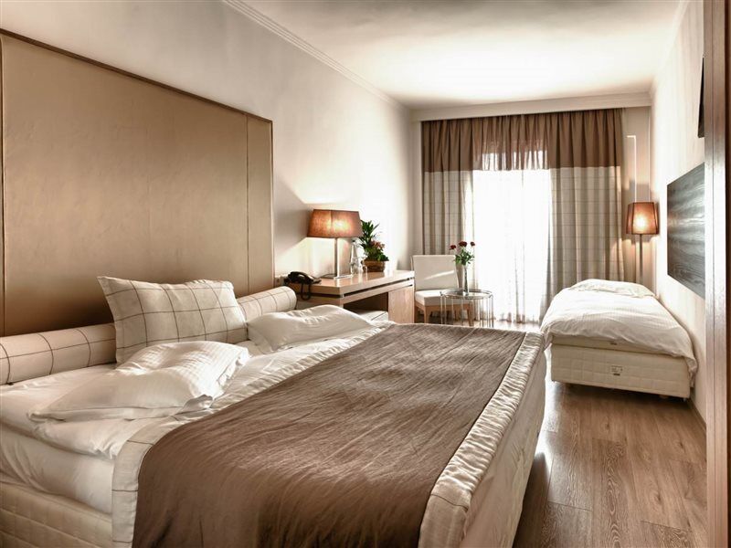 Olympus Thea Boutique 4*