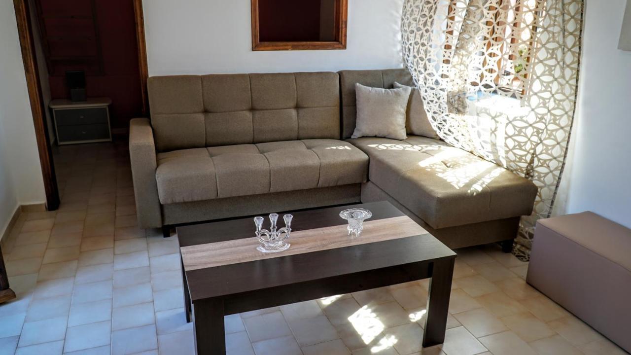 Armonia House