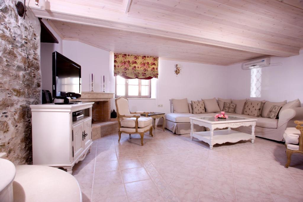 Aegean Diamonds Boutique *