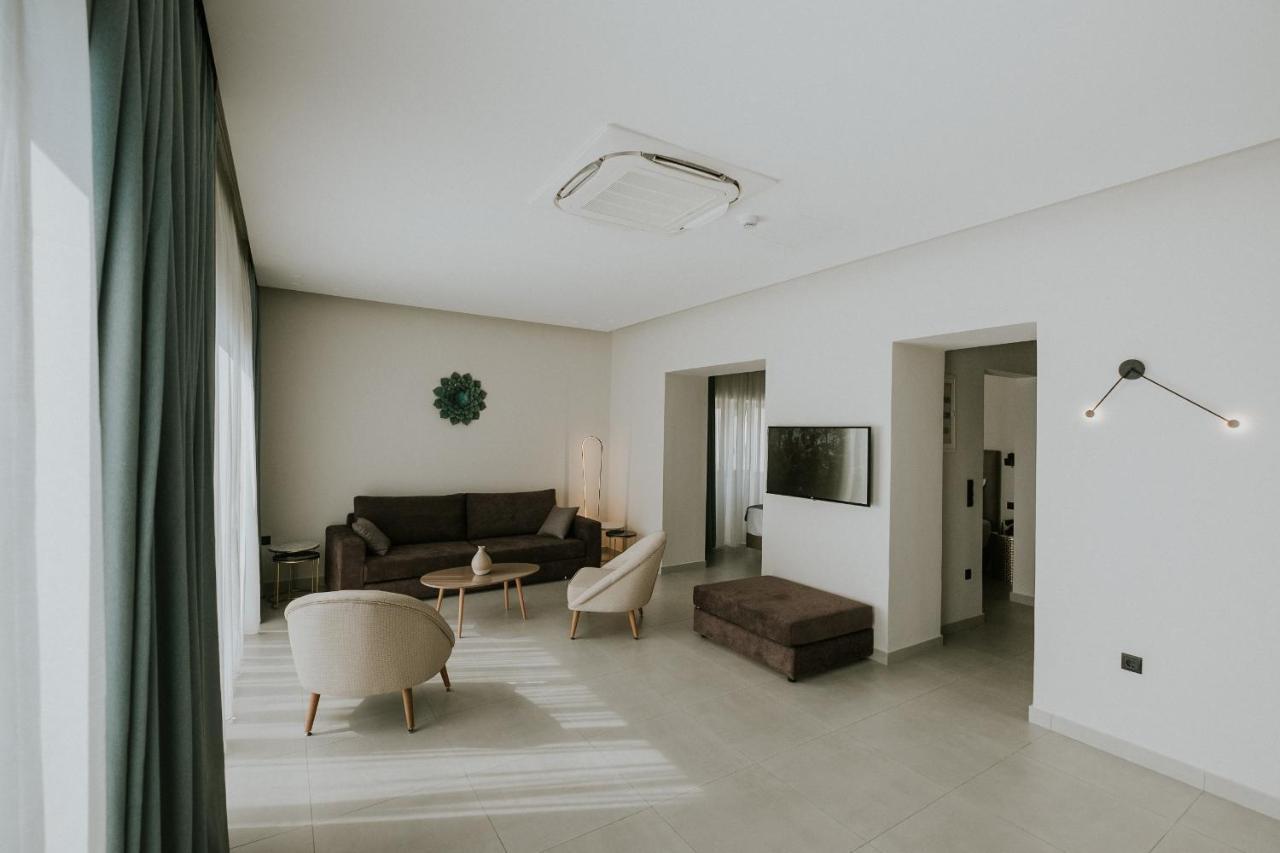 Pefkaki Boutique 4*