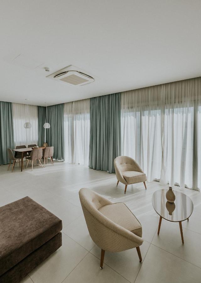 Pefkaki Boutique 4*