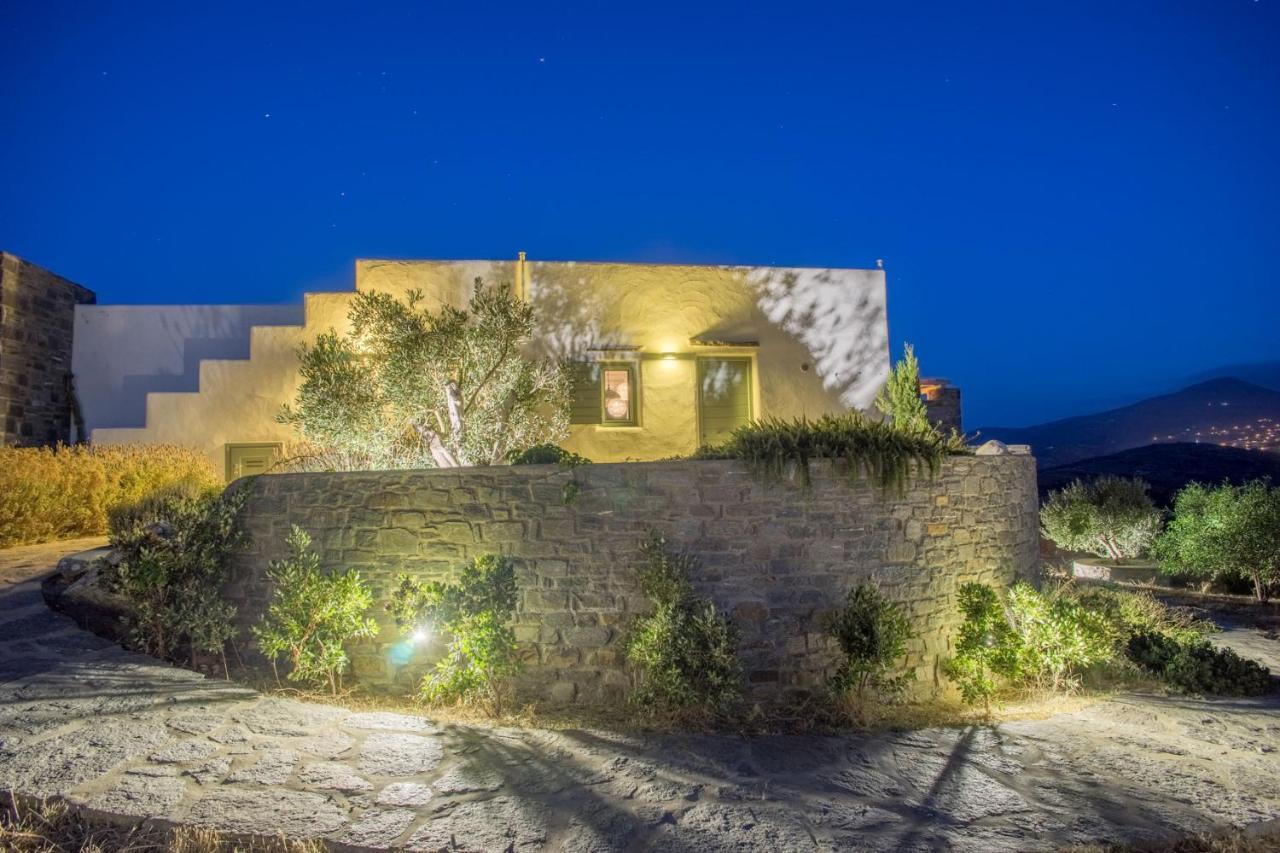 Villa Joy With Private Pool, Close To Naoussa Kostos