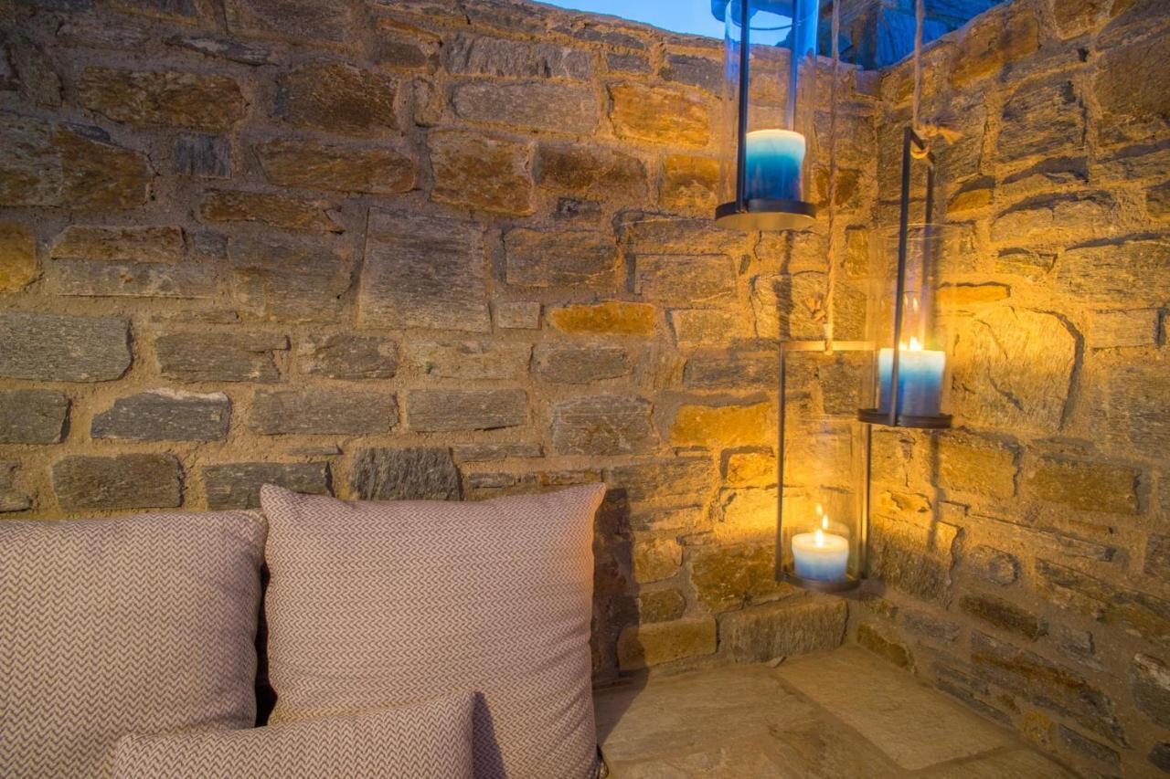 Joy With Private Pool, Close To Naoussa Villa *