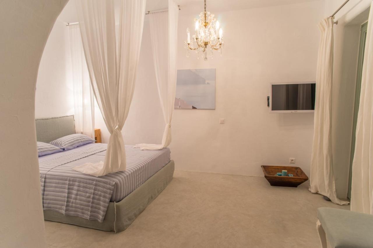 Joy With Private Pool, Close To Naoussa Kostos