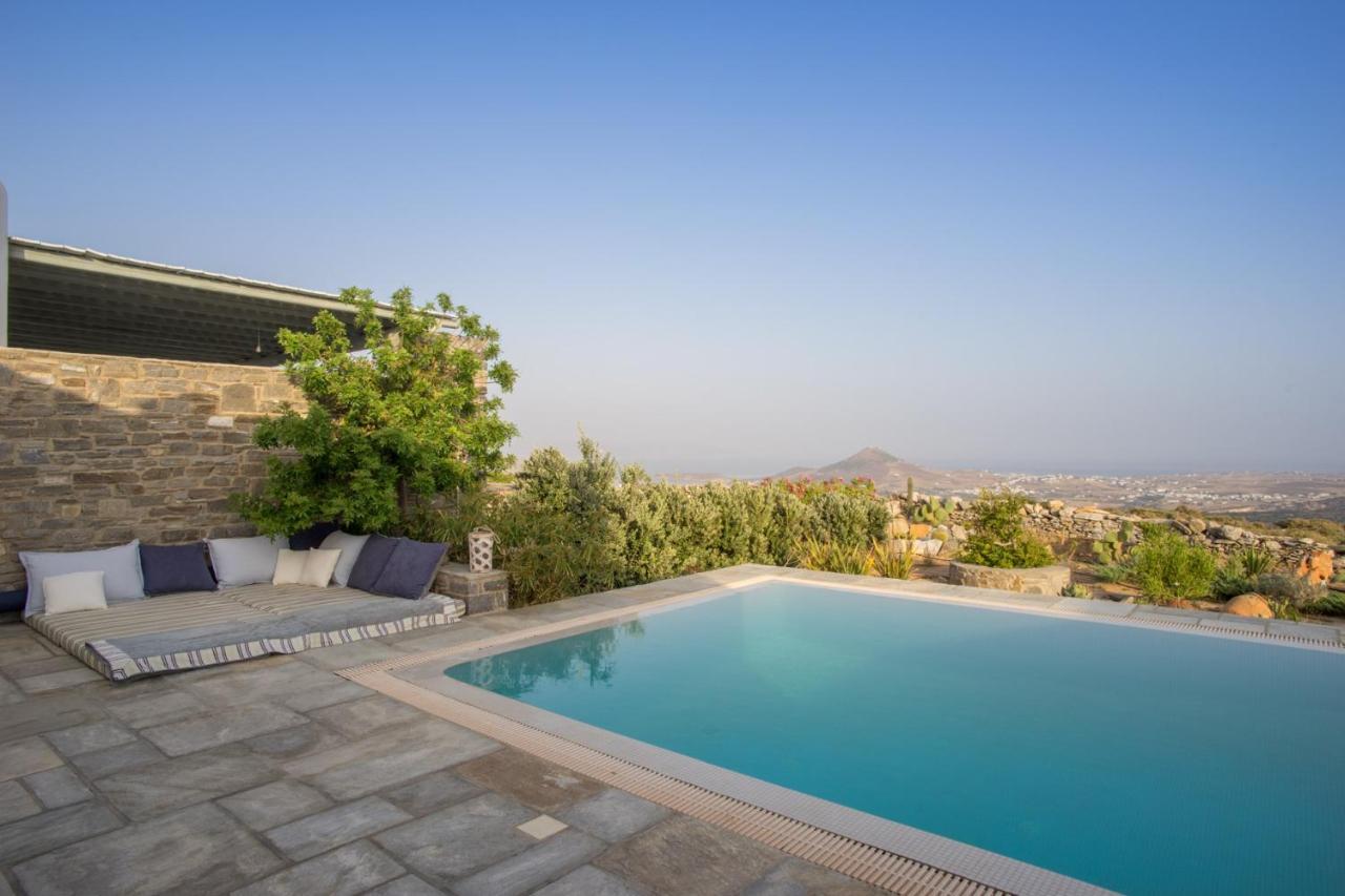 Joy With Private Pool, Close To Naoussa Villa *