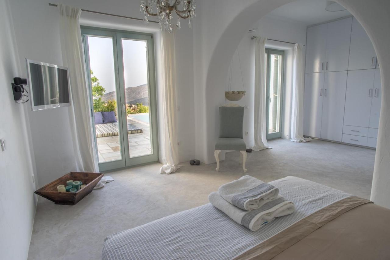Joy With Private Pool, Close To Naoussa Villa Kostos