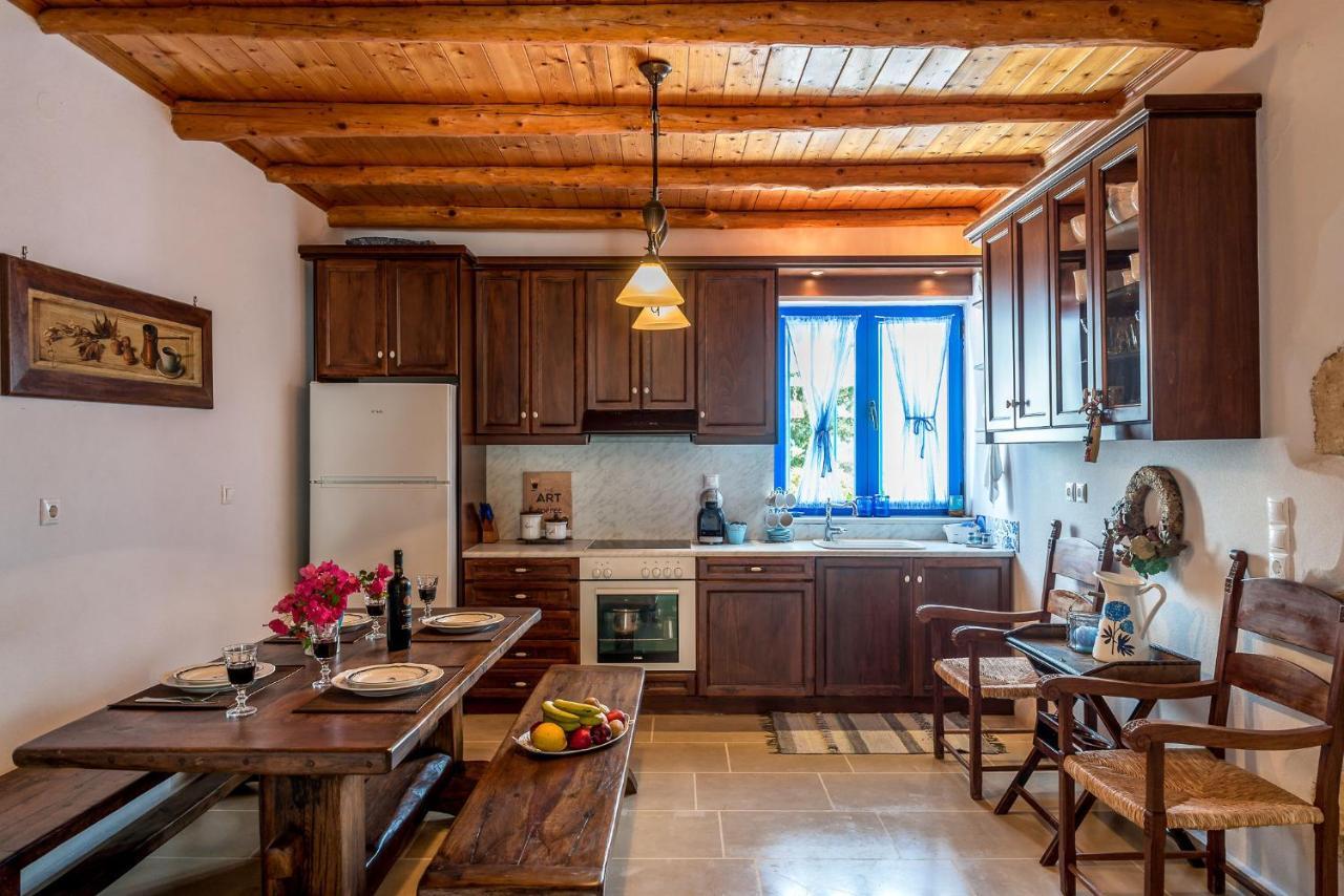 Villa Myrina With Sea View By Apokoronas-villas