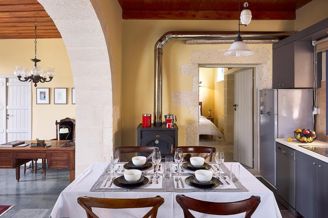 Philyra Villa