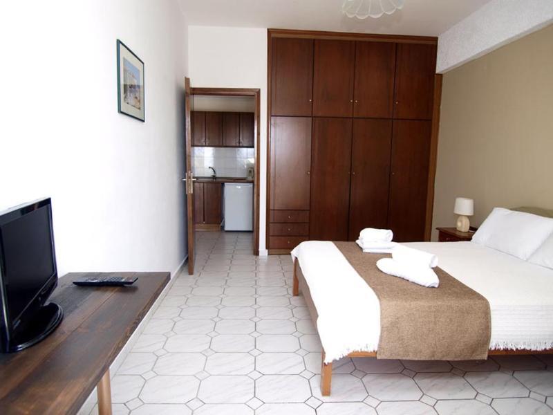 Kleopatra Traditional Aparthotel Stoupa