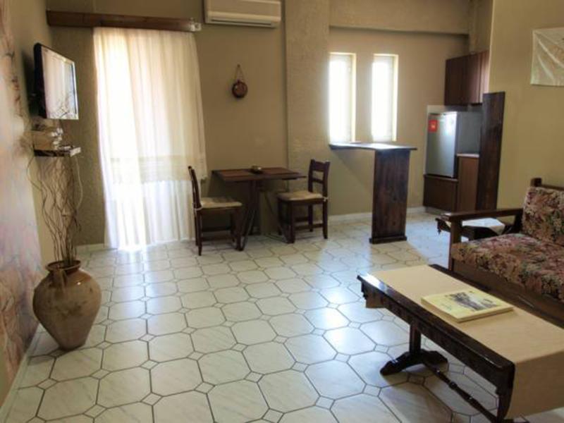 Kleopatra Traditional 2* Stoupa