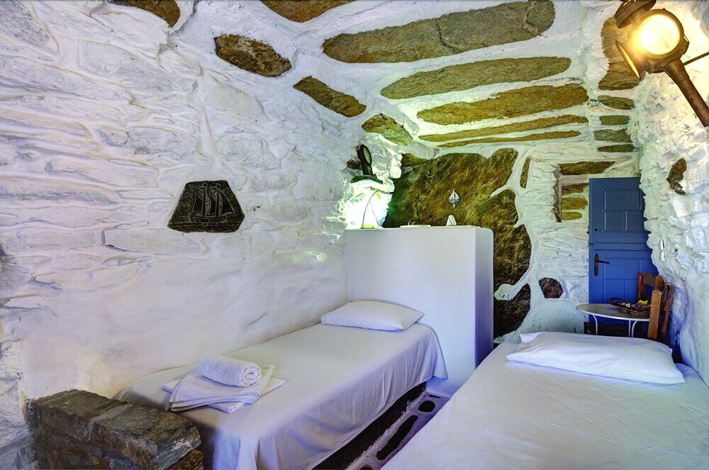 Cavo Perlevos Studios Aparthotel Otzias