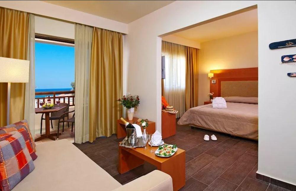 Hotel Asterion & - Designed For Adults Pirgos Psilonerou