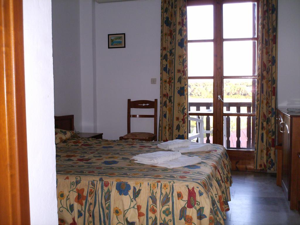 Golden Hotel