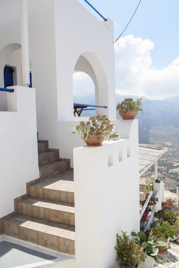 Apartment Plori And