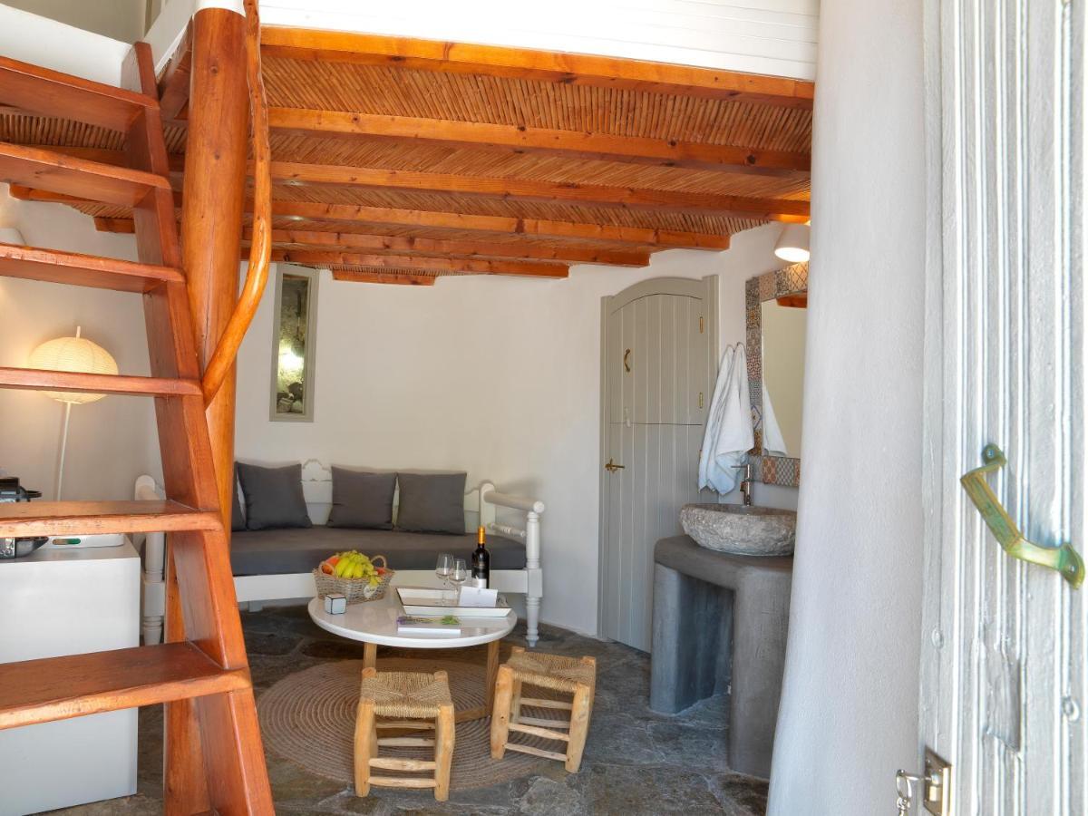 Aera Milos Holiday home Tripiti