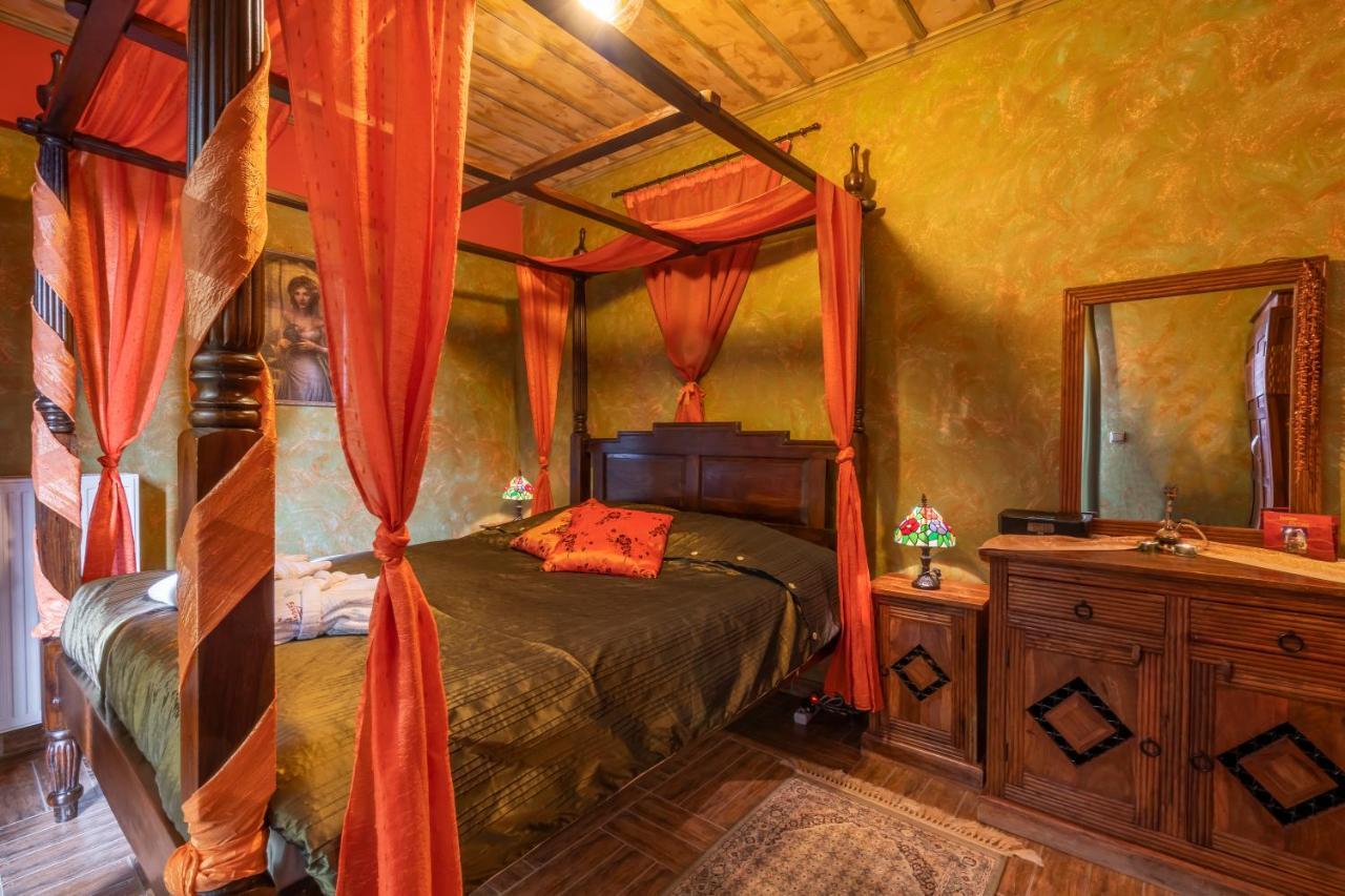 Hotel Ontas & *