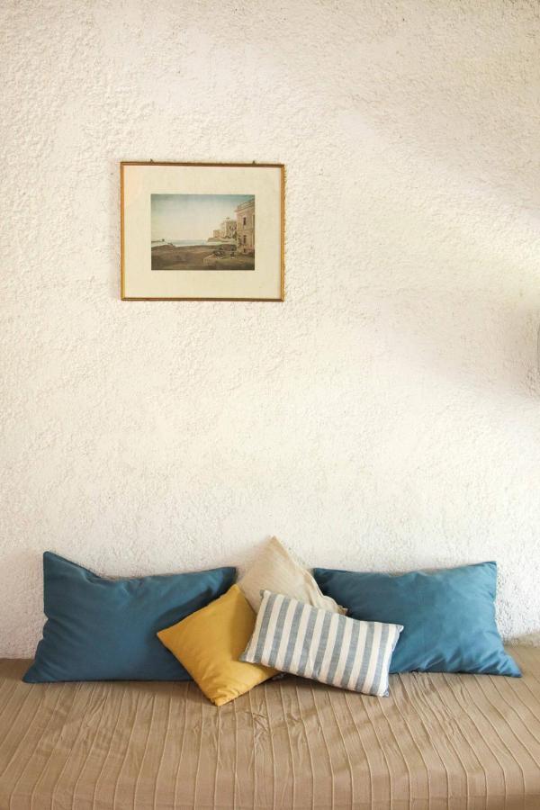 Apartment Lefkes *