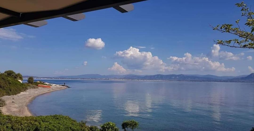 Christina Luxury Vouliagmeni Lake