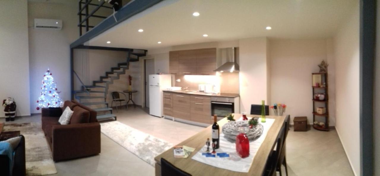 Sealoft Apartment