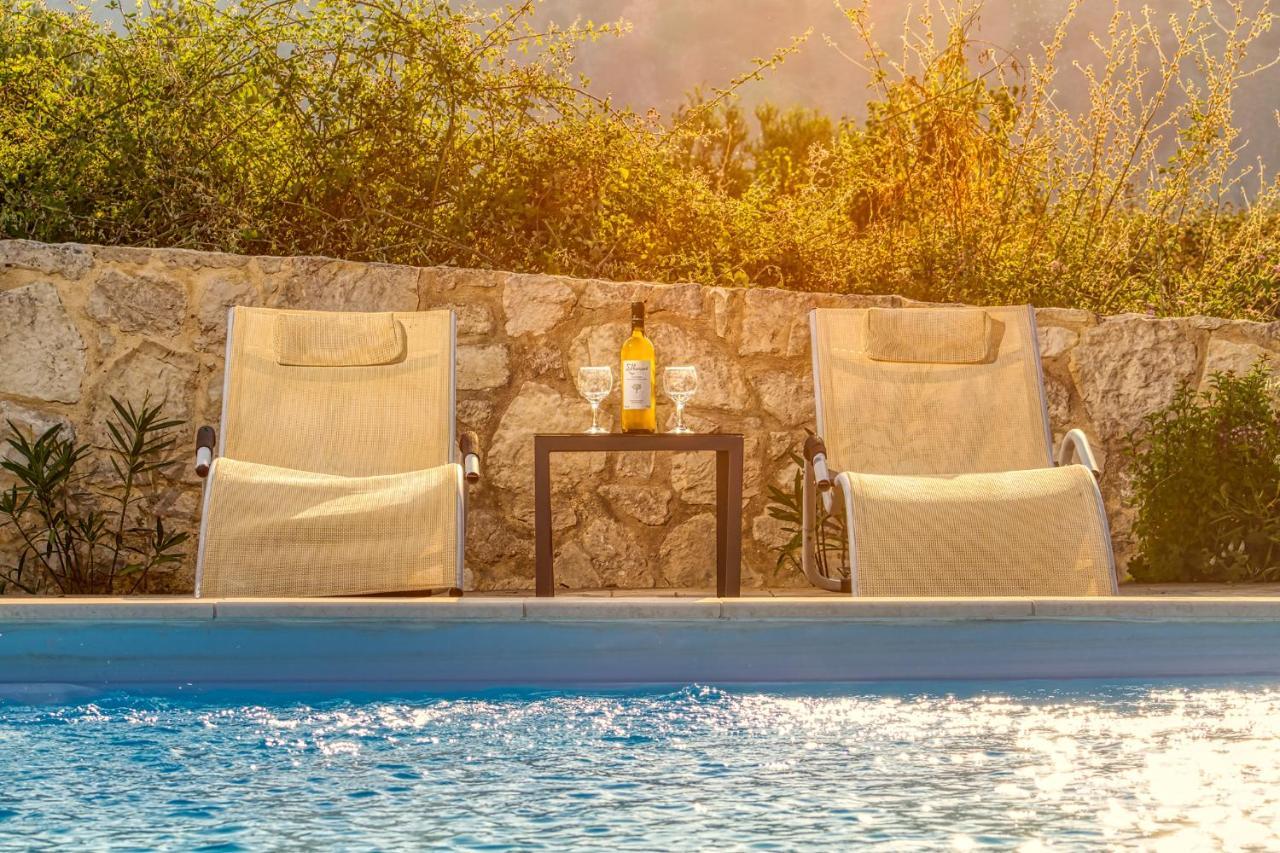 Lake Villas Villa