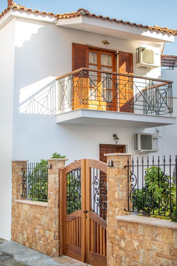 Fantasia Skiathos Town